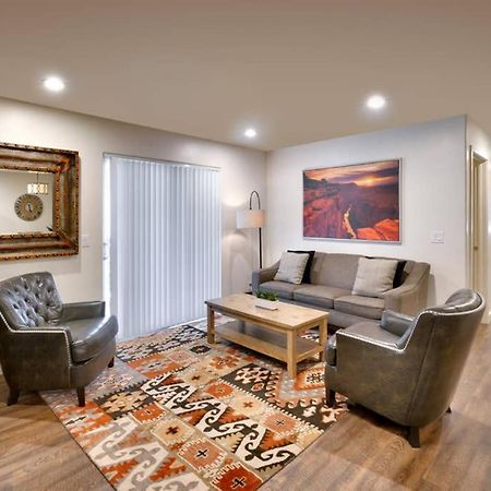5D New Redcliff Condo, Pool & Hot Tub Moab Bagian luar foto