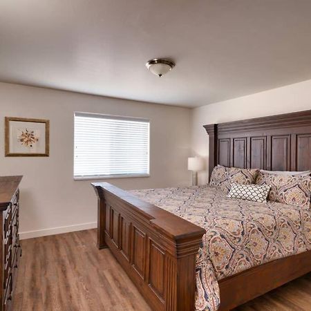5D New Redcliff Condo, Pool & Hot Tub Moab Bagian luar foto