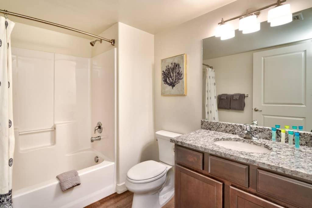 5D New Redcliff Condo, Pool & Hot Tub Moab Bagian luar foto